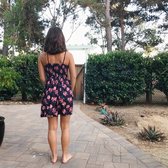 Floral Homecoming dress - Picture 3 of 3